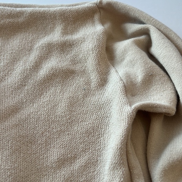 Ann Taylor LOFT WEEKEND Sweater Size Medium Beige Pink Drop Shoulder - Picture 9 of 10